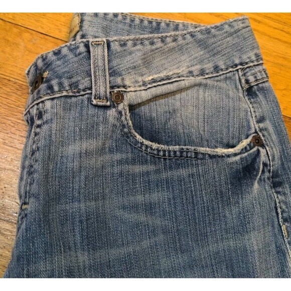 BKE Culture Jeans Women's 31 x 29.5 Blue Stretch Bootcut Whiskering Distressed - Picture 2 of 8